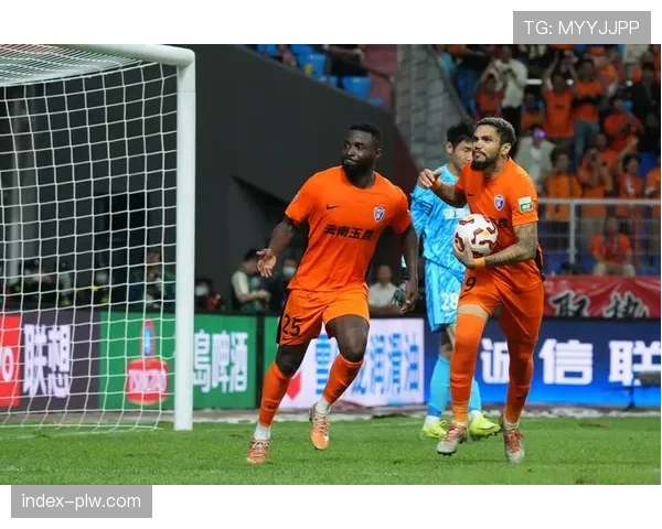 云南玉昆奥斯卡四分钟双响显效率 快速转换进攻打穿泰山防线身后